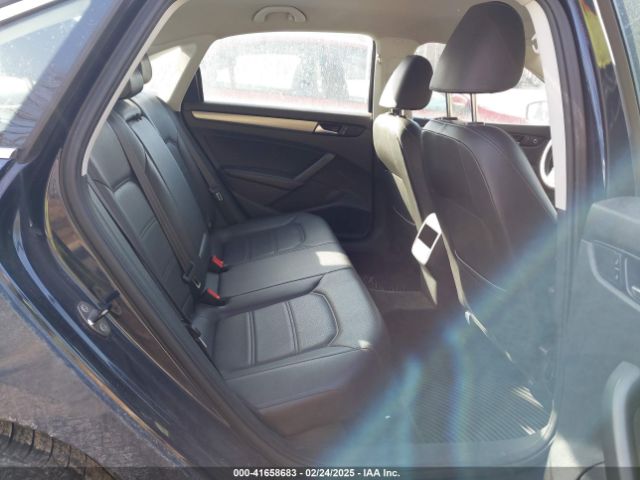 1VWAT7A30EC041485 Volkswagen Passat 1.8t Wolfsburg Edition
