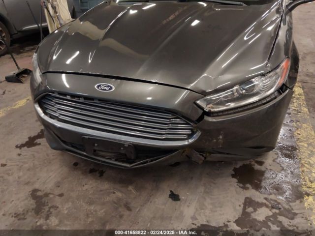 1FA6P0H7XF5124074 Ford FUSION SE