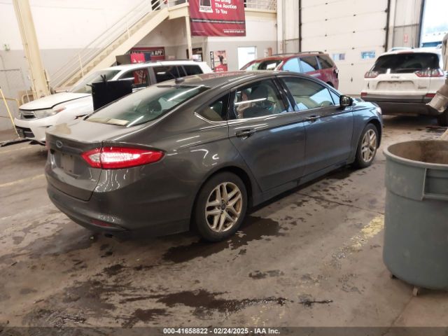 1FA6P0H7XF5124074 Ford FUSION SE