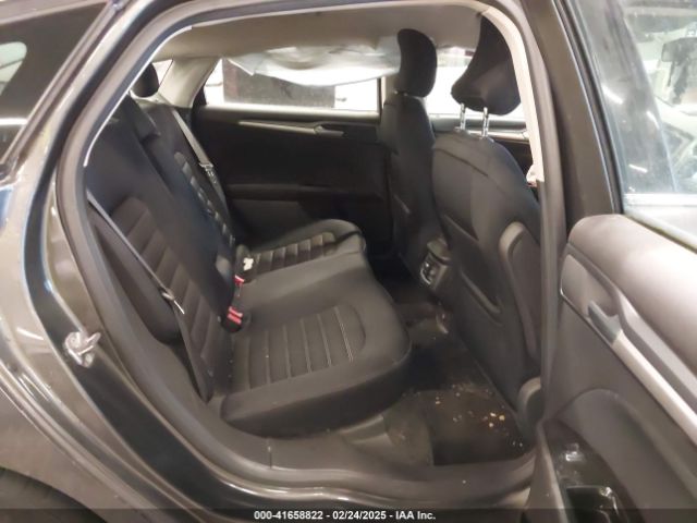 1FA6P0H7XF5124074 Ford FUSION SE