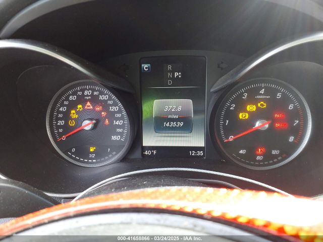 55SWF4JB2GU102863 Mercedes-Benz C 300 Luxury/sport