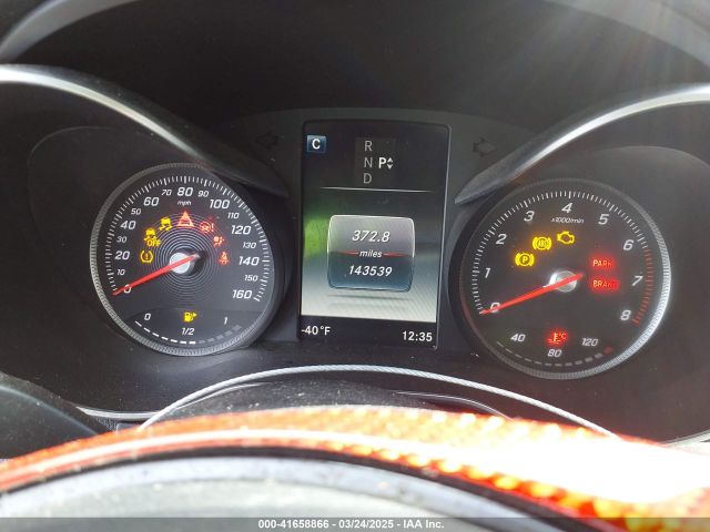 55SWF4JB2GU102863 Mercedes-Benz C 300 Luxury/sport