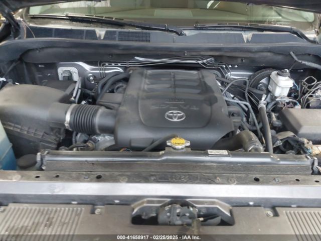 5TFUY5F16FX453174 Toyota Tundra Sr5 5.7l V8
