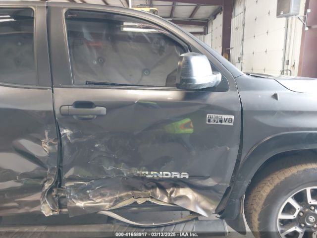 5TFUY5F16FX453174 Toyota Tundra Sr5 5.7l V8