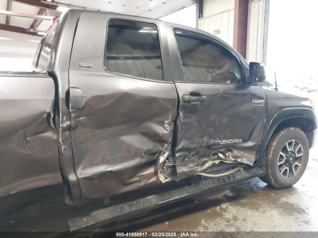 5TFUY5F16FX453174 Toyota Tundra Sr5 5.7l V8