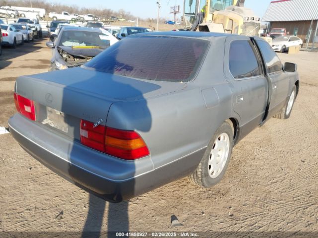 1995 LEXUS LS JT8UF22E6S0024843 Photo 3