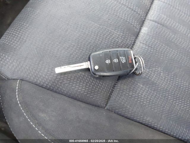 KNDPM3AC9H7075263 KIA Sportage Lx