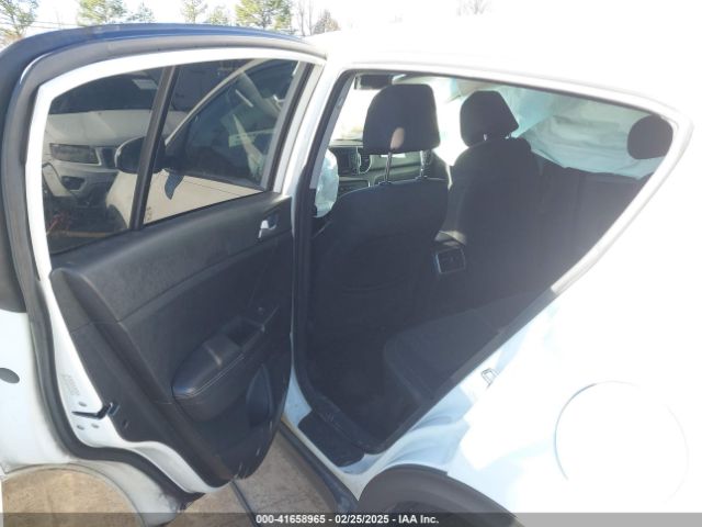 KNDPM3AC9H7075263 KIA Sportage Lx