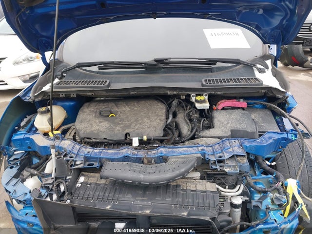 1FMCU0GDXJUB07301 Ford ESCAPE SE