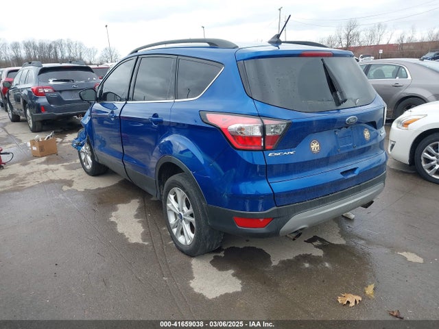 1FMCU0GDXJUB07301 Ford ESCAPE SE