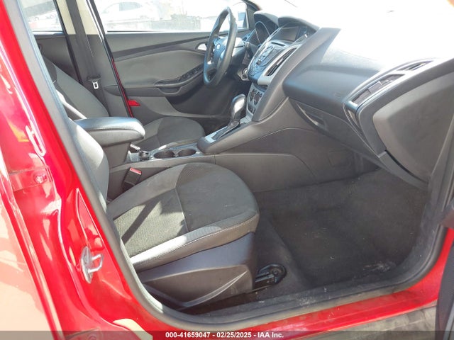 1FADP3K20EL200353 Ford FOCUS SE