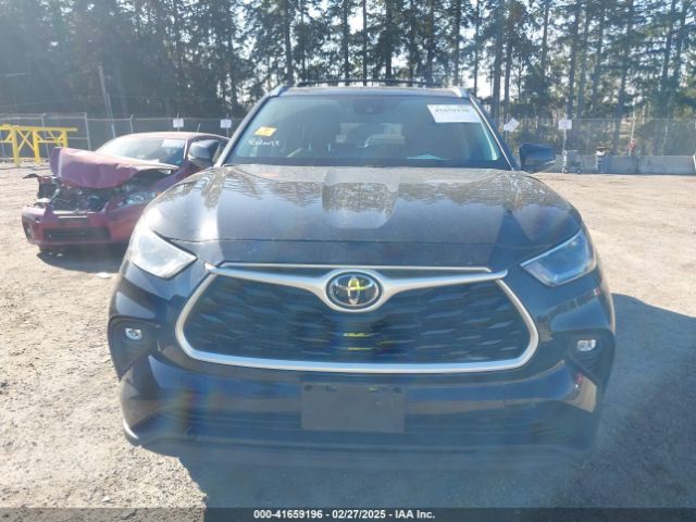 5TDGZRBH2MS090332 Toyota Highlander Xle