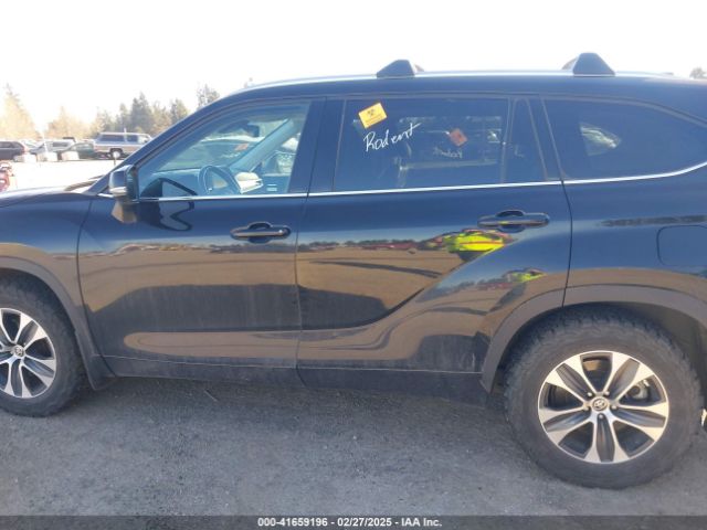 5TDGZRBH2MS090332 Toyota Highlander Xle