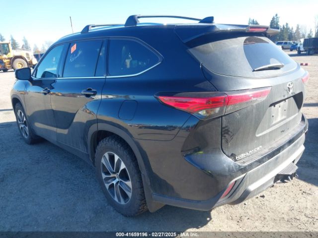 5TDGZRBH2MS090332 Toyota Highlander Xle