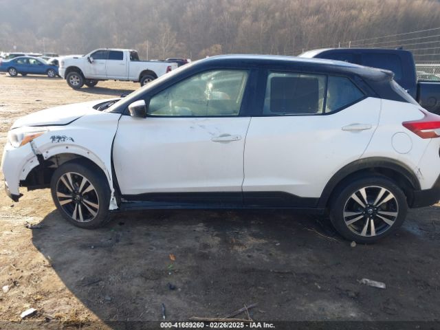 3N1CP5CU5KL550663 Nissan KICKS SV