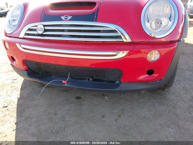 2006 MINI COOPER S WMWRE33586TJ35569 Photo 5