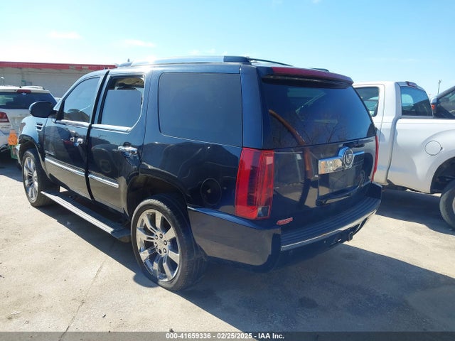 2007 CADILLAC ESCALADE 1GYEC63827R368794 Photo 2