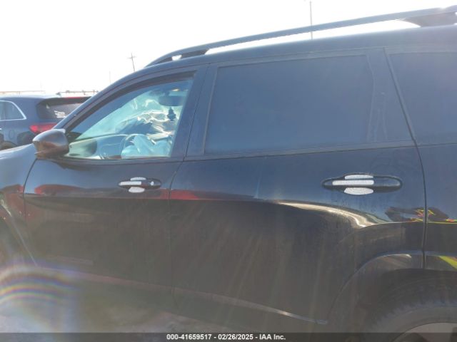 1C4PJMDN1KD341380 Jeep Cherokee High Altitude 4x4