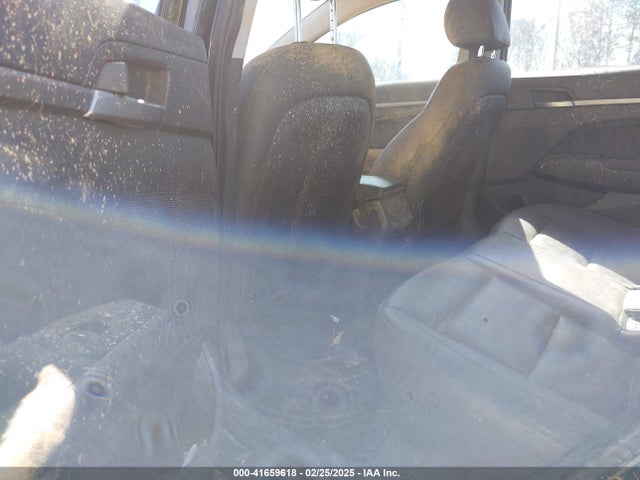 KMHD84LF3HU064213 Hyundai Elantra Limited