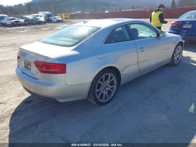 2012 AUDI A5 WAULFAFR2CA003730 Photo 3