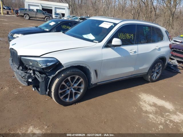 2019 BMW X5 5UXCR6C53KLL12164 Photo 1