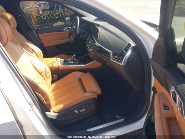 2019 BMW X5 5UXCR6C53KLL12164 Photo 4