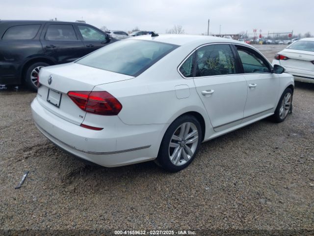 1VWGT7A33HC028826 Volkswagen Passat 1.8t Se