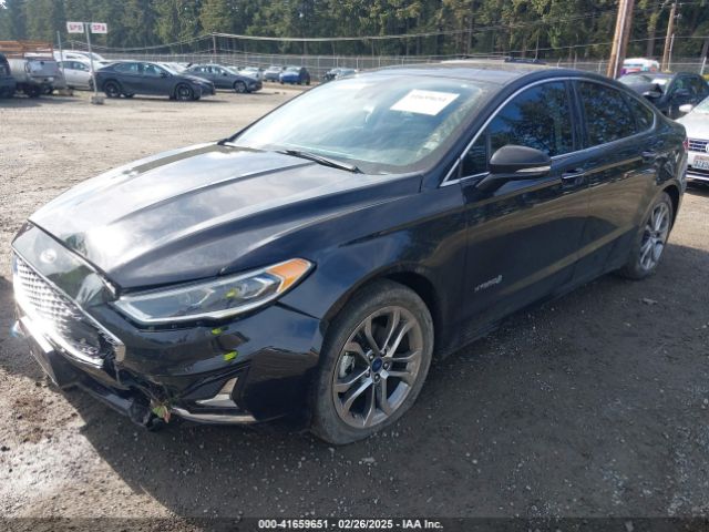 3FA6P0RU6KR156239 Ford Fusion Hybrid Titanium