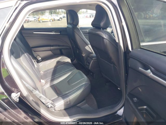 3FA6P0RU6KR156239 Ford Fusion Hybrid Titanium