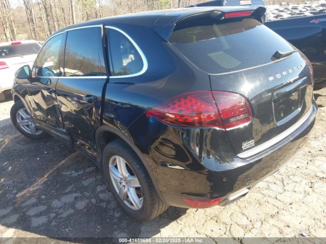 2011 PORSCHE CAYENNE WP1AA2A21BLA03731 Photo 2
