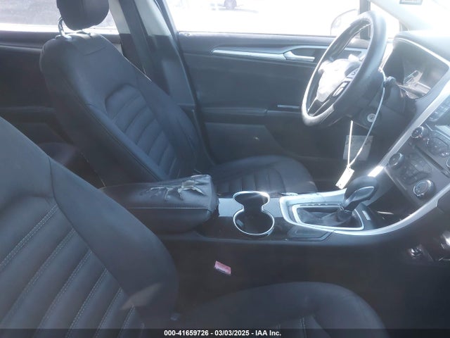 3FA6P0H75ER318393 Ford FUSION SE