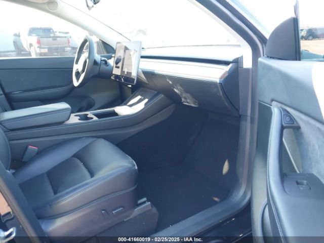7SAYGDEFXNF313636 Tesla Model Y Performance Dual Motor All-wheel Drive