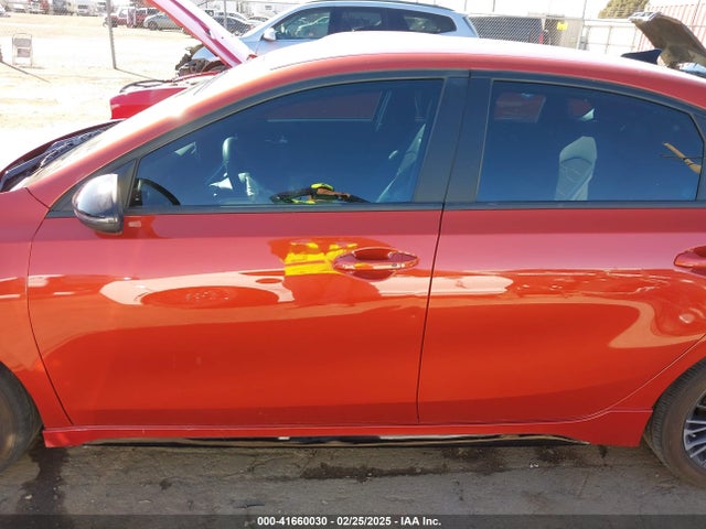 3KPF54AD6RE697439 KIA Forte Gt-line