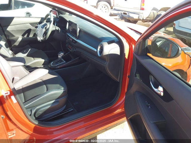 3KPF54AD6RE697439 KIA Forte Gt-line