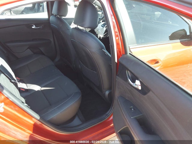 3KPF54AD6RE697439 KIA Forte Gt-line