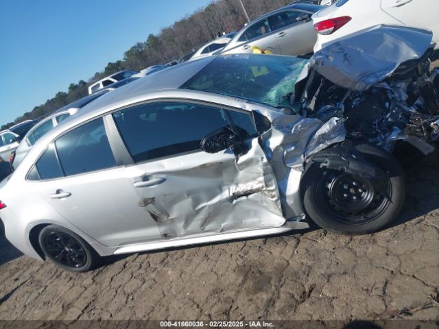 5YFB4MDE1RP151216 Toyota COROLLA LE
