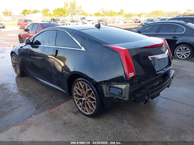 2011 CADILLAC CTS 1G6DJ1ED7B0135191 Photo 2
