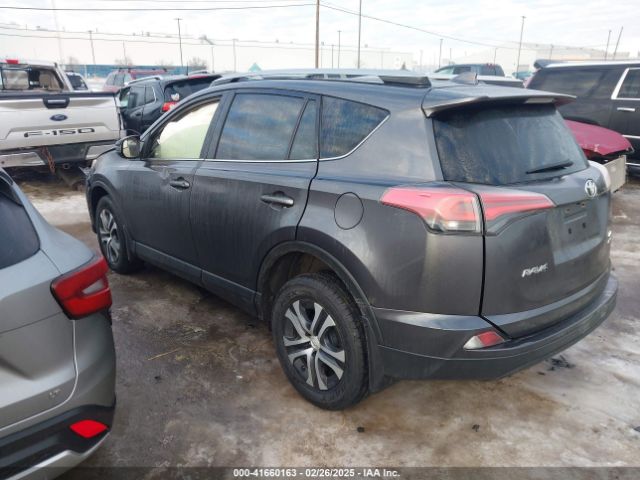 JTMBFREV8JJ221731 Toyota RAV4 LE