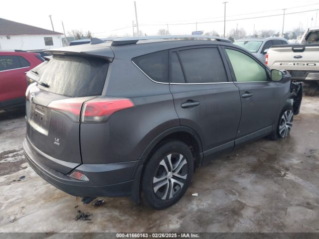JTMBFREV8JJ221731 Toyota RAV4 LE