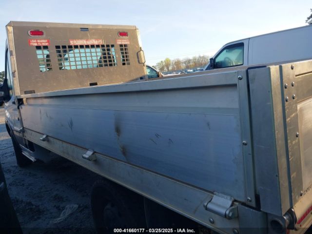 1FDYR5ZMXKKA40696 Ford Transit-250 Cab