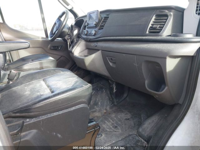 1FDBF6Z88NKA39980 Ford Transit-350 Cab