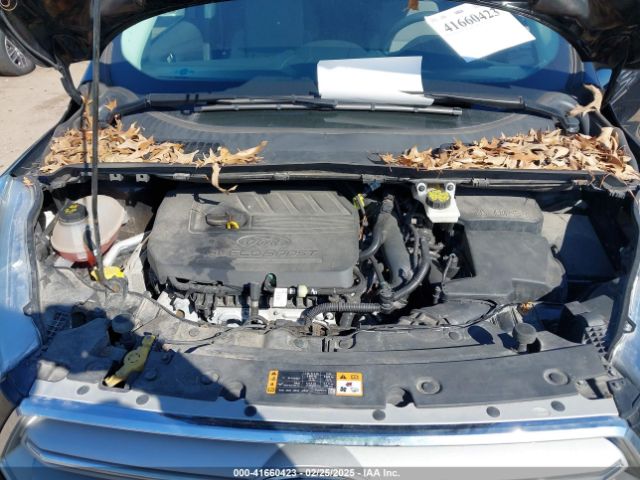 1FMCU9GDXJUA25511 Ford ESCAPE SE