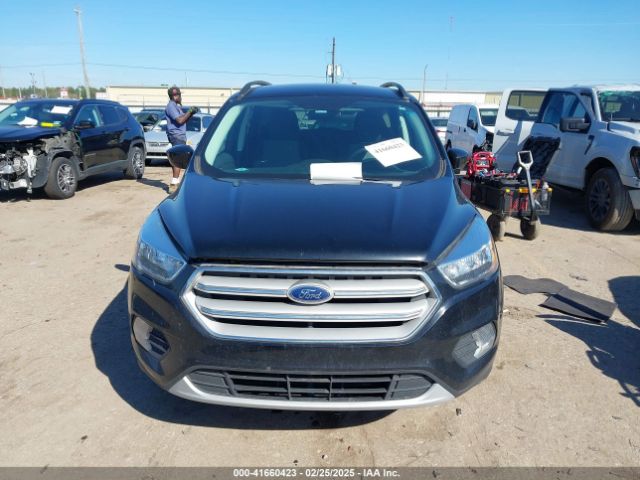 1FMCU9GDXJUA25511 Ford ESCAPE SE