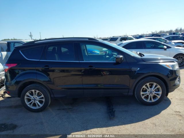 1FMCU9GDXJUA25511 Ford ESCAPE SE