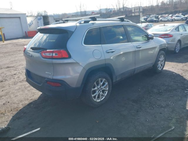 1C4PJMCB5EW167961 Jeep Cherokee Latitude