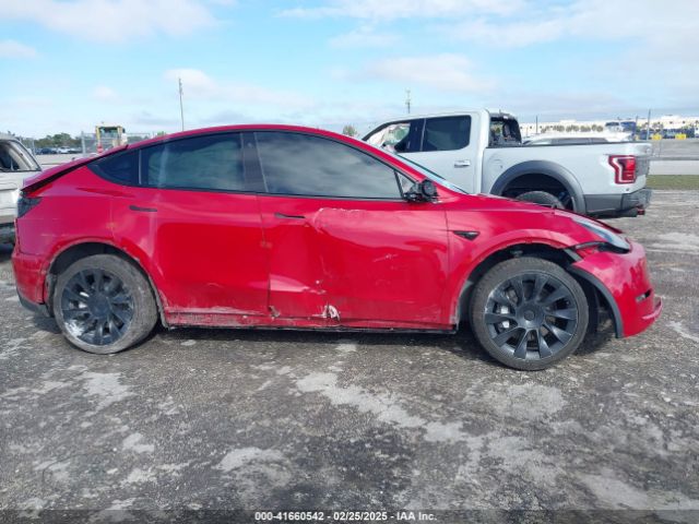 7SAYGDEE1NF385414 Tesla Model Y Long Range Dual Motor All-wheel Drive