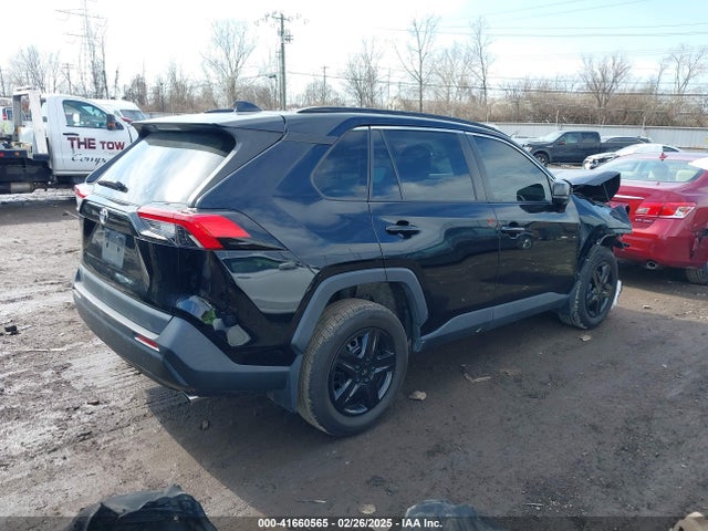 2T3H1RFV9KW002187 Toyota RAV4 LE