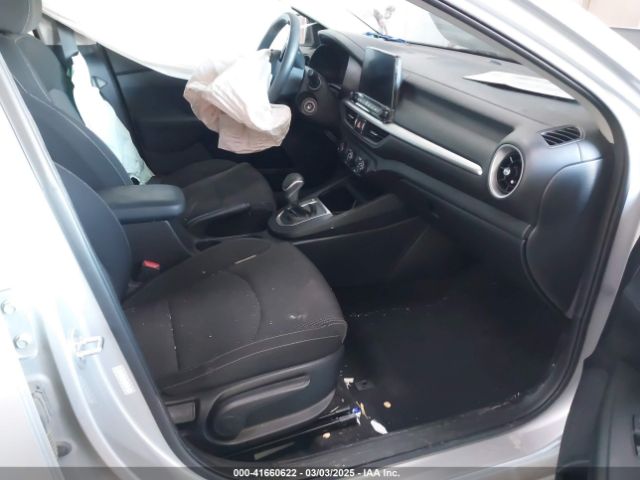 3KPF24AD0ME269626 KIA Forte Lxs