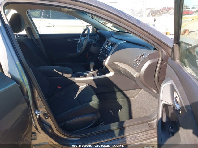 Nissan Altima 2.5 S 2015 1N4AL3AP4FN377229 Image 5