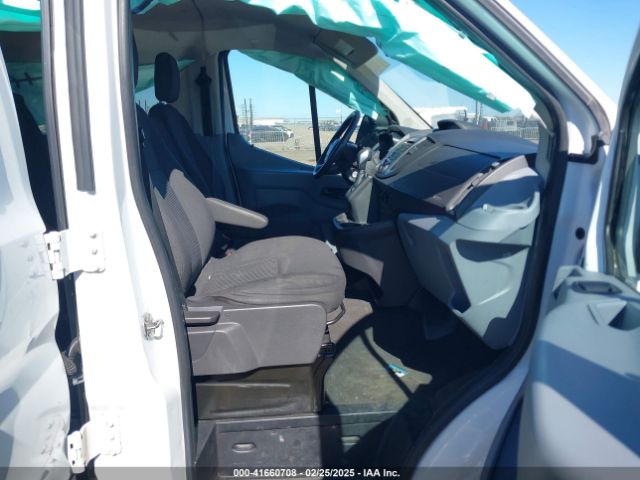 1FBZX2ZM0FKA82298 Ford Transit-350 Xlt